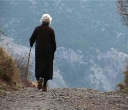 Οι γυναίκες με τα μαύρα