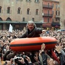 Tutti a casa: Power to the People?