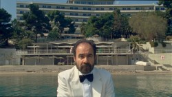 Η αιώνια επιστροφή του Αντώνη Παρασκευά