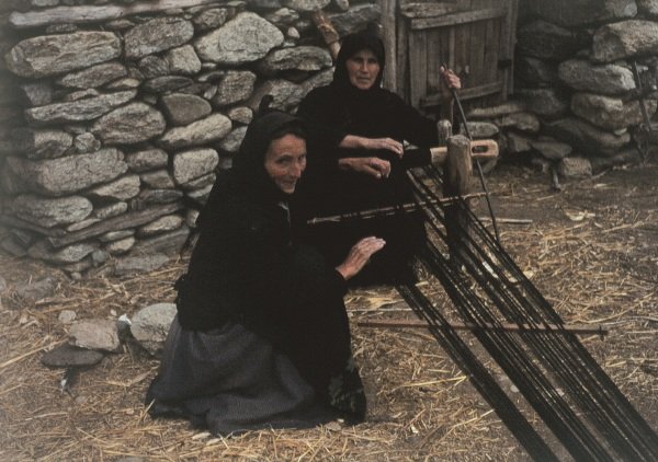 Οι υφάντρες