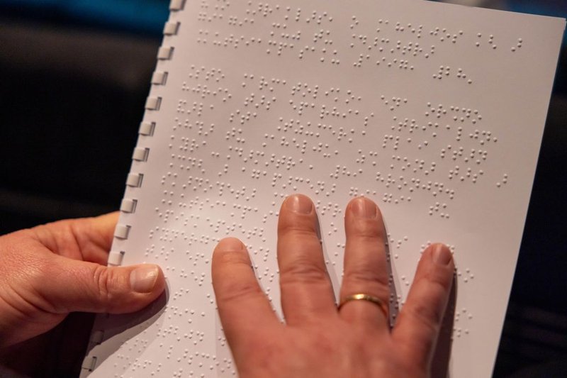 Το πρόγραμμα του 28ου ΦΝΘ στον κώδικα Braille
