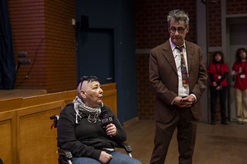 Η σκηνοθέτρια του ντοκιμαντέρ Μαρία Κατσικαδάκου (Cyber) και ο Καλλιτεχνικός Διευθυντής του ΦΝΘ, Ορέστης Ανδρεαδάκης